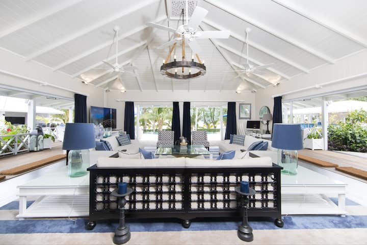 Waterfoot House - Private Beachfront Villa Complex - Cook Islands