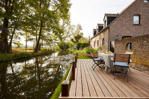 Kasteelhoeve & 't Knechthuys