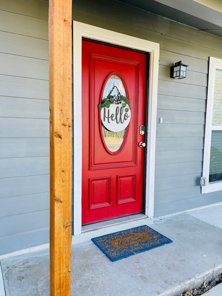 Home close to Lackland AFB/Sea World/Six Flags Houses for Rent in San