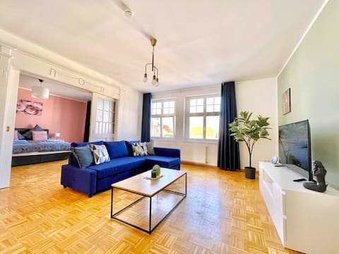 Top performing Airbnb: Exclusive apartment right in the center | A3 in Cottbus