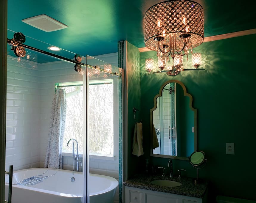 Chandelier in the bathroom? Why not?