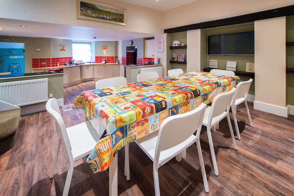 Spacious kitchen and dining area for 8 people.