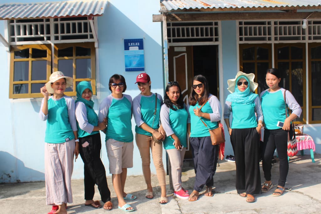 DEPAN RUMAH