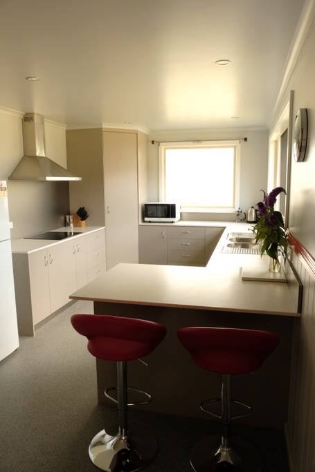 Tasman. Kitchen 2.