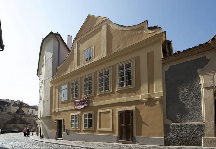 Baroque Residence at Charles Bridge gallery image 4