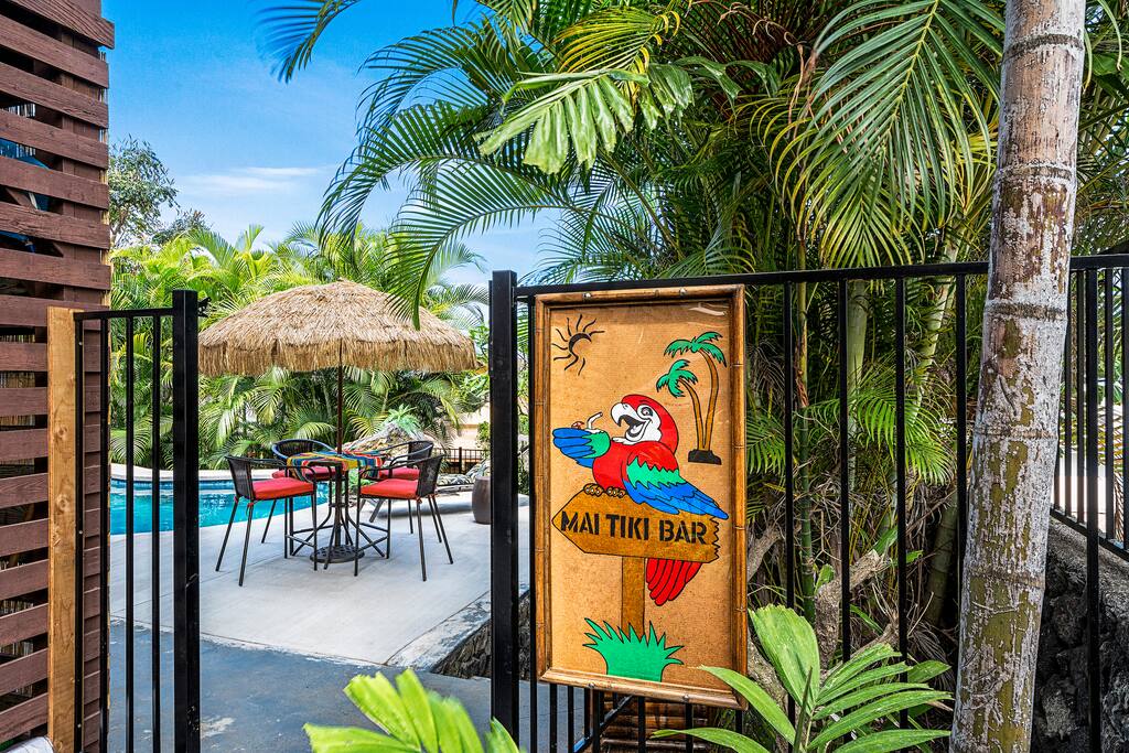 Welcome to your own personal resort like heated pool & Tiki bar!