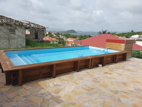 Trois îlets : Appartement avec vue mer et piscine