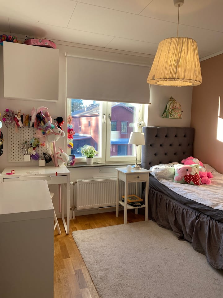 غرفة النوم رقم 4 بسرير 90 سم