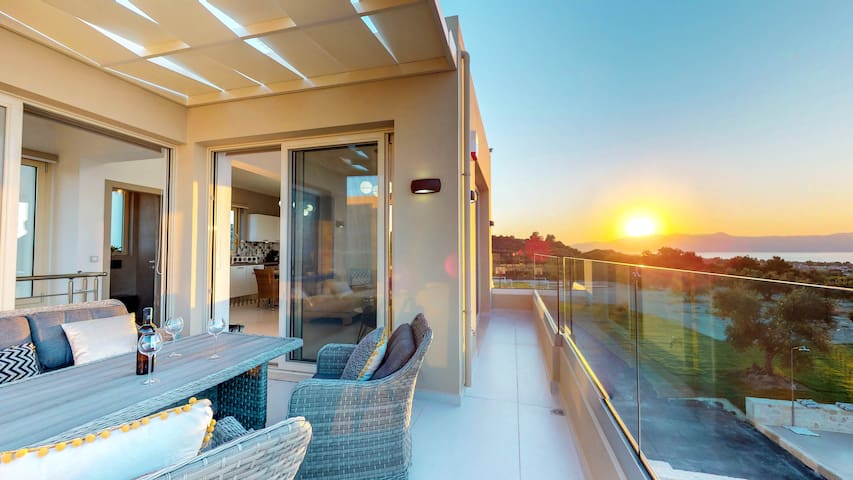 Liberty and Freedom private sea view villa,pools!