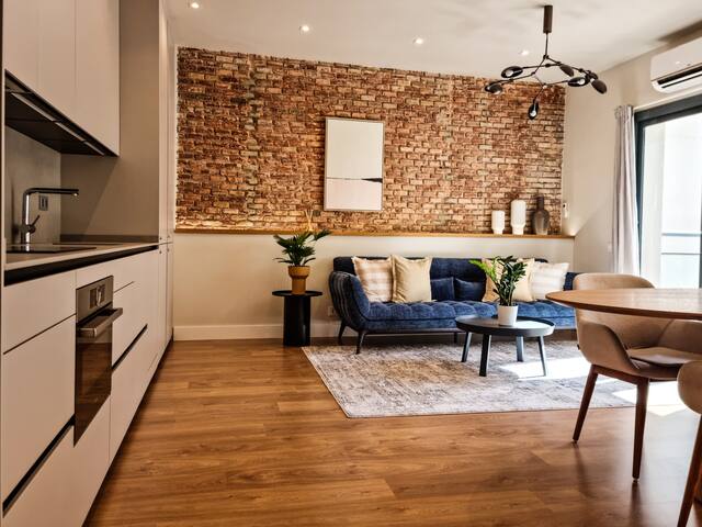 Centrally located 3-Bedroom Apartment gallery image 2