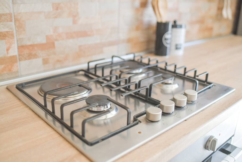 Electric and gas stove