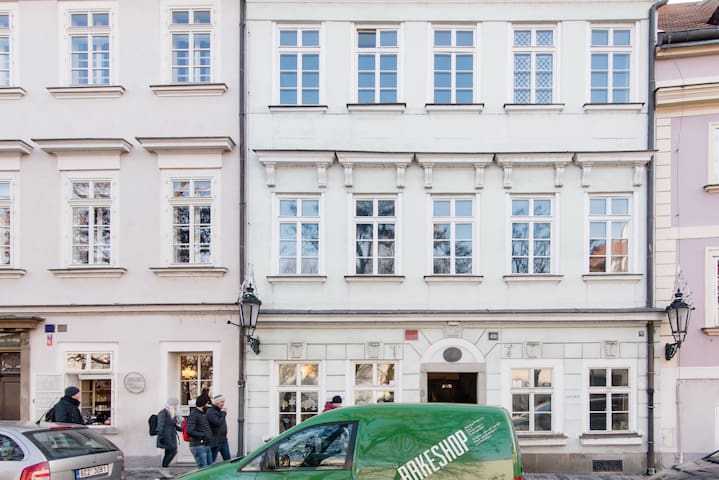 RCB5: Bridgeview Terrace Apartment