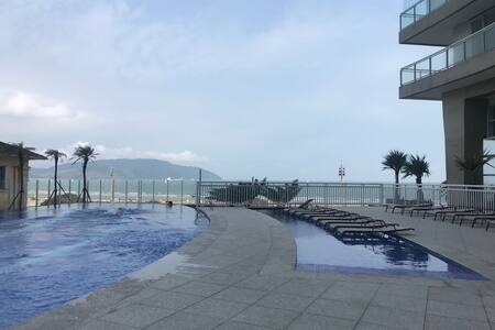 Unlimited - Frente ao Mar Borda Infinita Studio