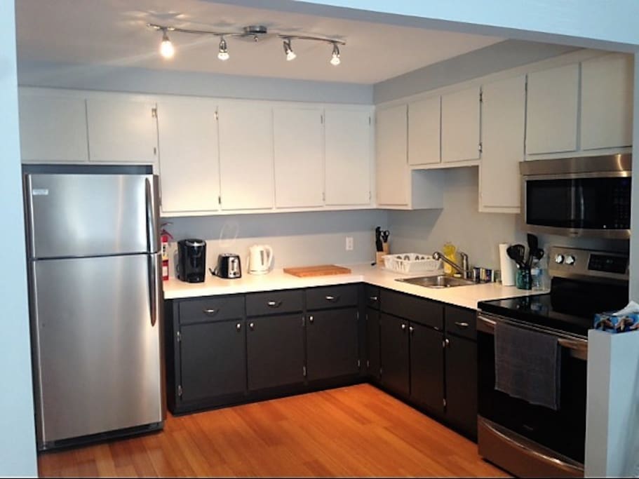 Full Kitchen