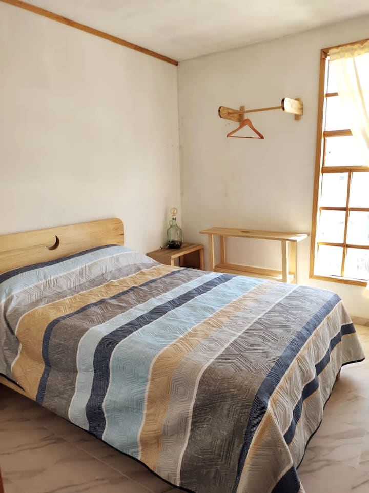 Recámara 1. Cama matrimonial.