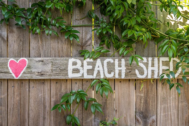 The Beach Shed Byron Bay Self Contained Cabin Cabins For Rent