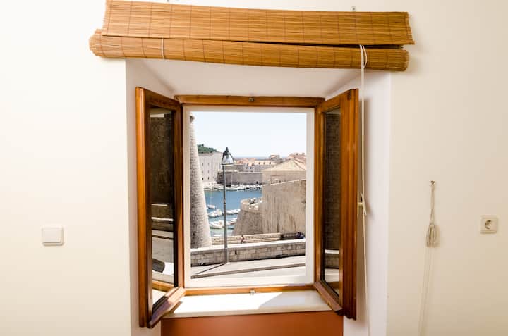 Studio Loncarica Next To Revelin - Dubrovnik