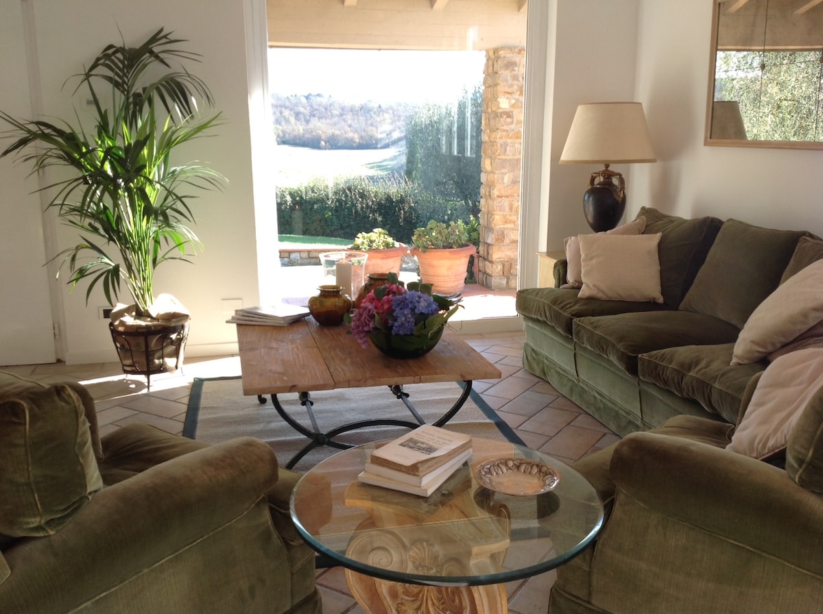 Successful Airbnb property: Villa Isabella in Barberino Tavarnelle
