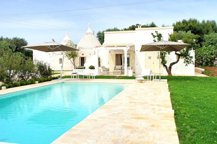 Charming Trulli Villa In Ostuni - Ostuni