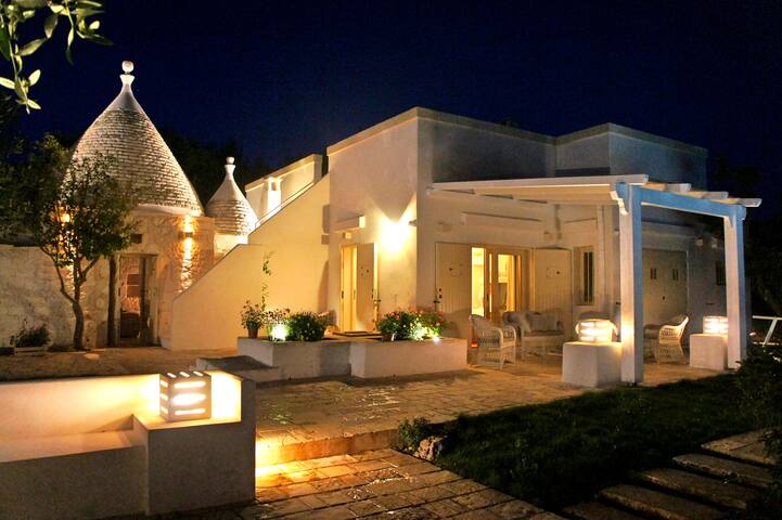 Charming Trulli Villa in Ostuni gallery image 3
