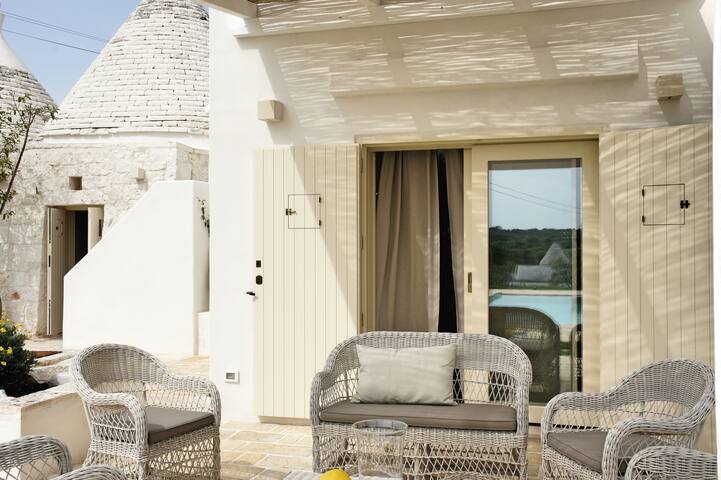 Charming Trulli Villa in Ostuni gallery image 4
