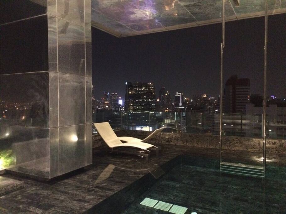 Swimming pool. Most beautiful 180 degrees view of Bangkok at our 3 facilities floors
