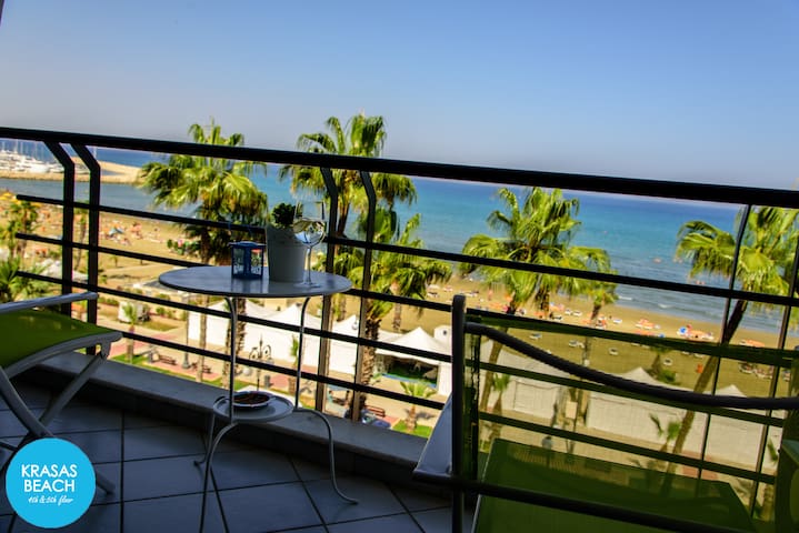 Krasas Beach - 1 bedroom apt with Sea View