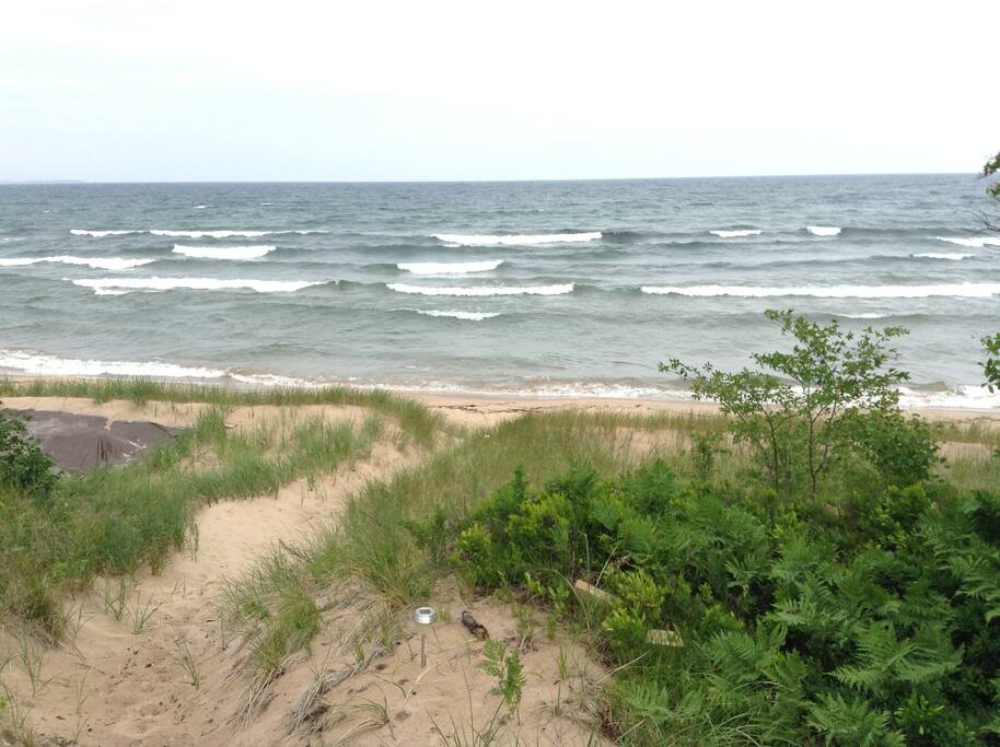 Walk right down to the beach!