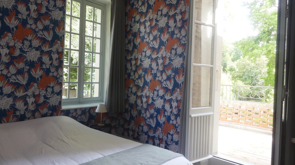 Un lit en largeur 160 cm