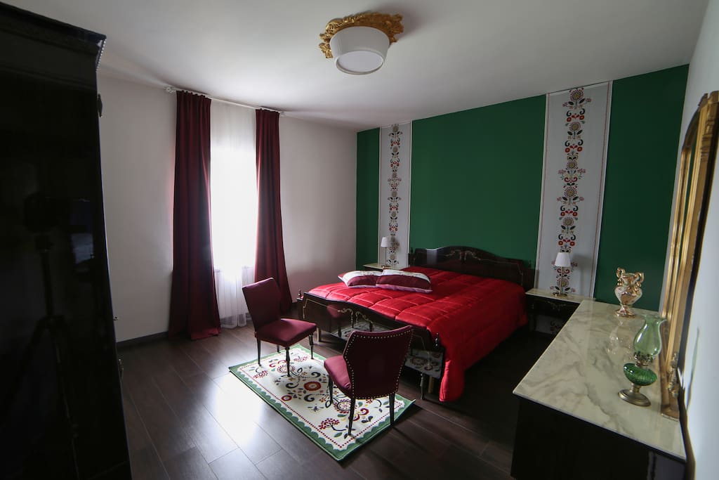Stanza da letto piano superiore