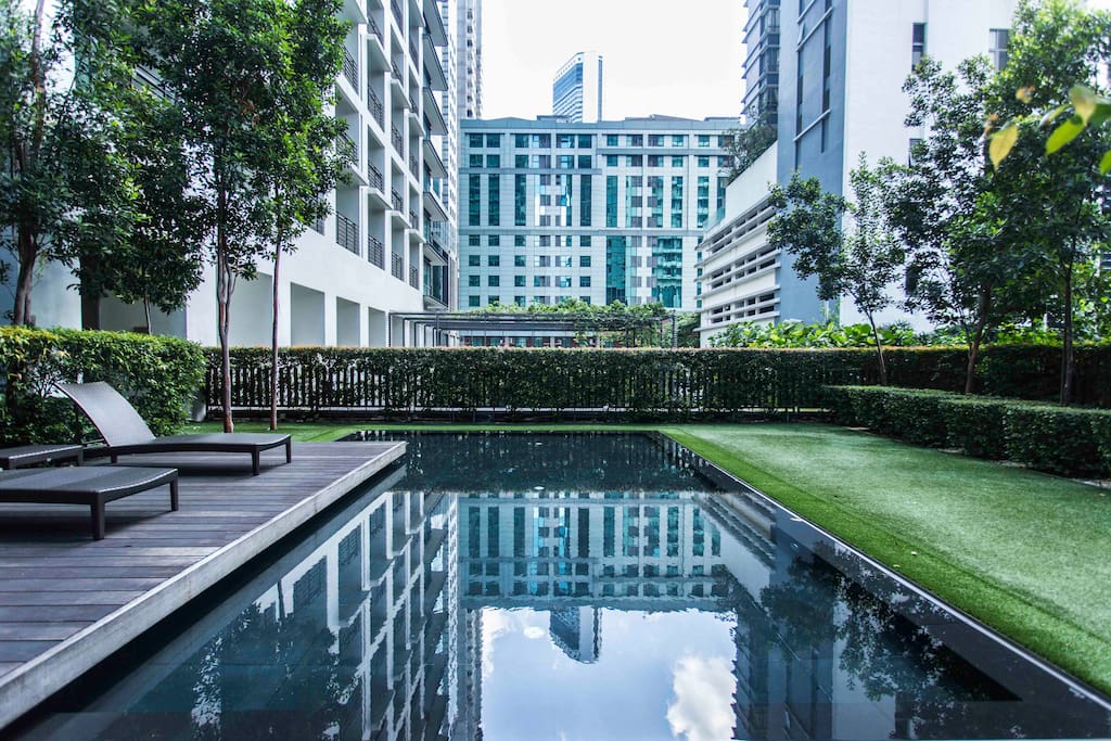 Lap pool