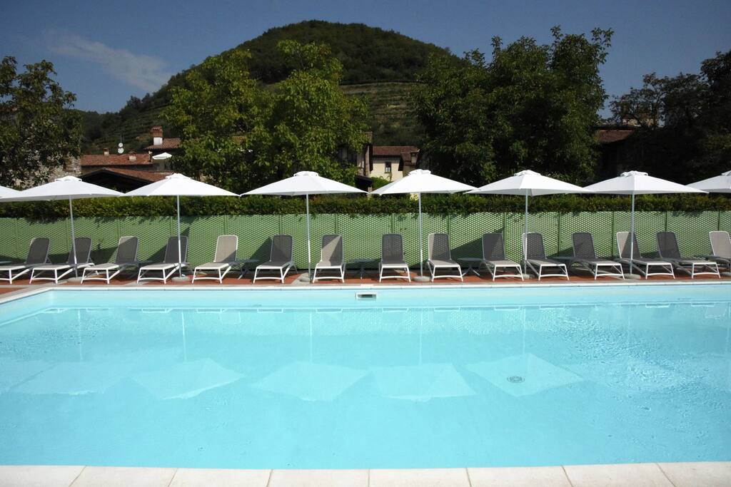 Holiday Home Swimming Pool