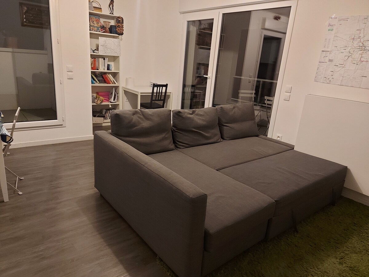Propriété Airbnb réussie: Private room in a local home in Laye à Villejean Beauregard