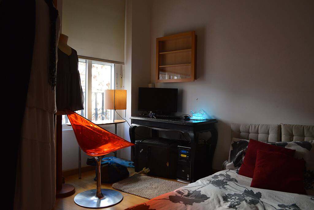Cosy bedroom por two