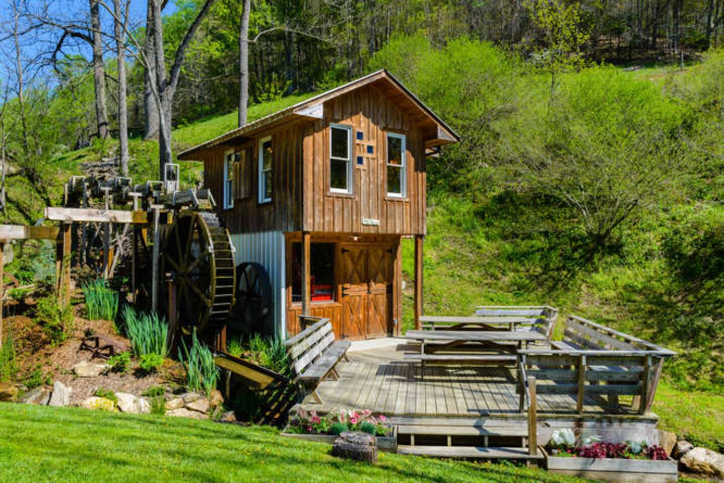 The Millhouse At East Fork Farm Cabins For Rent In Marshall