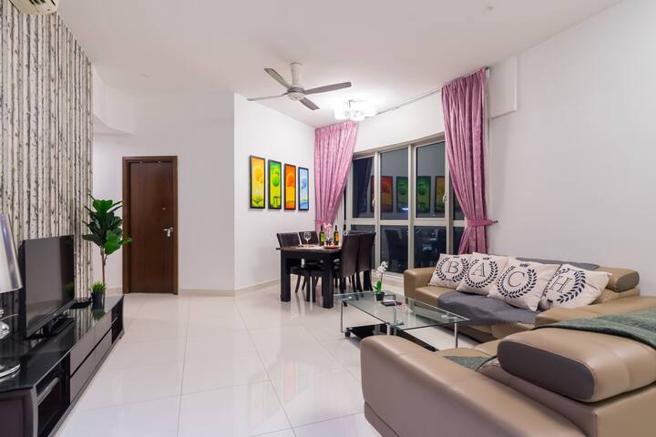 A Private Room In 3br Apartment With Klcc View Apartments For Rent In Kuala Lumpur Federal Territory Of Kuala Lumpur Malaysia