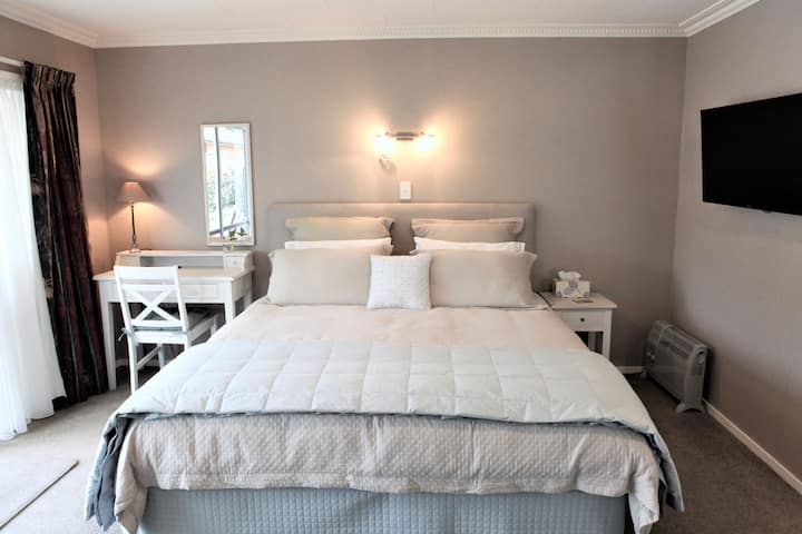 Peaceful Cambridge Retreat - Cambridge