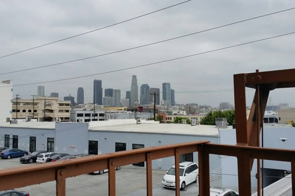 Gorgeous views of the downtown skyline!