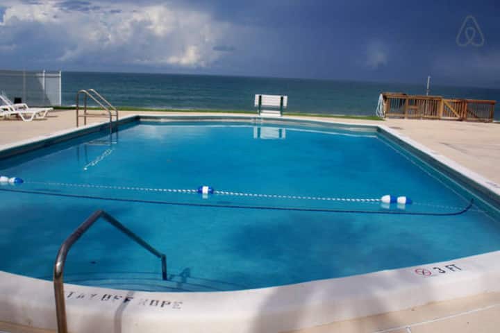 Renovated W/ocean View - Satellite Beach, FL
