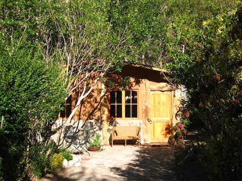 Successful Airbnb property: Casa de Cielo y Cerros, Cochiguaz in Paihuano
