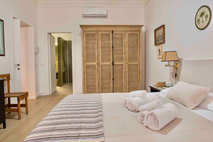 Relais Costa in Monti District gallery image 3