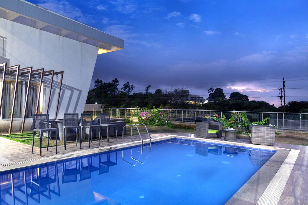 Perfect place to hang with your friends