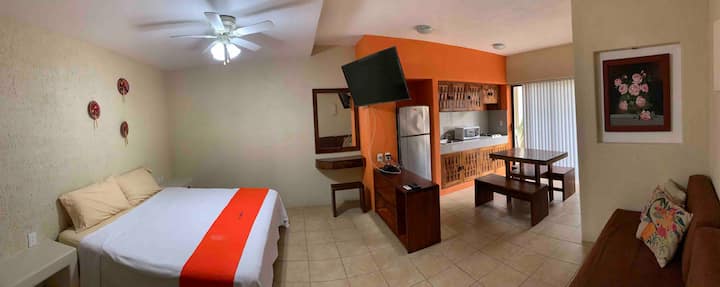 Casa Roselia: Paloma. En El Corazón De Zihuatanejo - Zihuatanejo