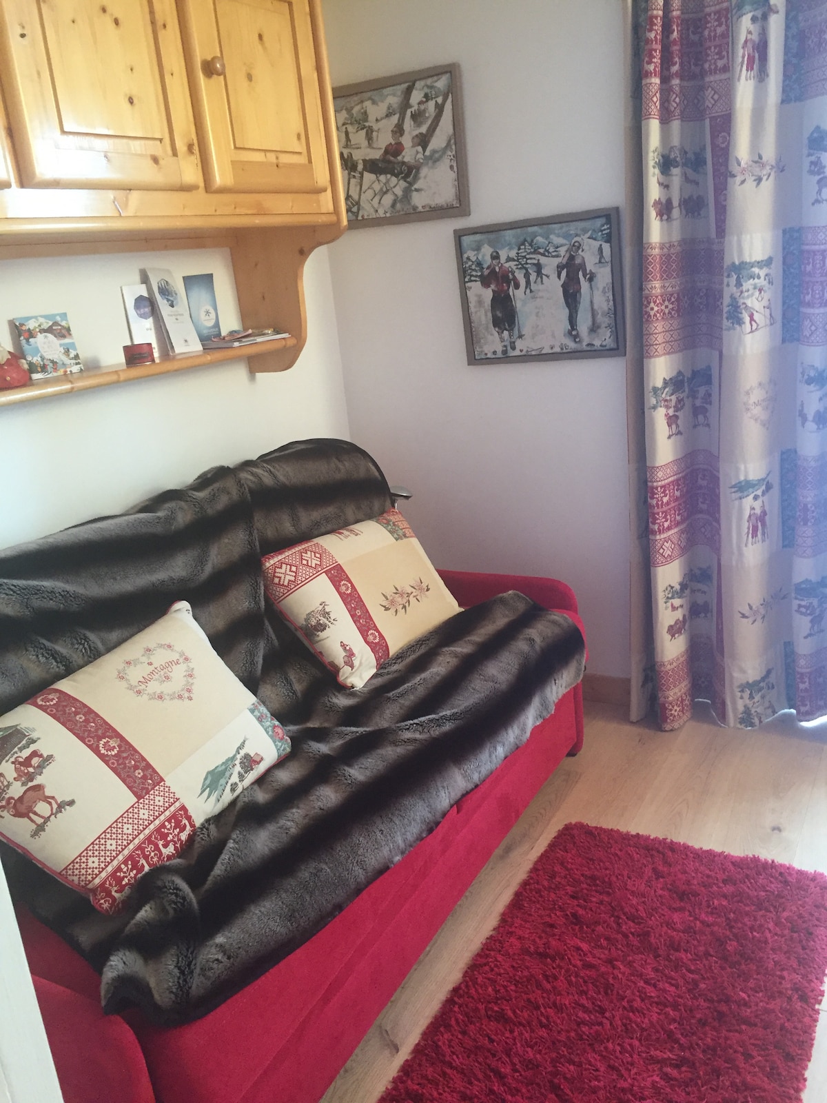 Top performing Airbnb: 25 rue de Bellecote
Courchevel 1850 
st roc côté in Courchevel