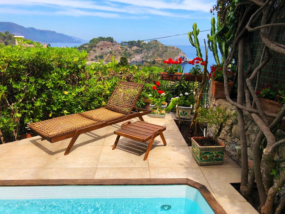 VILLA ELEONORA ISOLA BELLA Small Pool