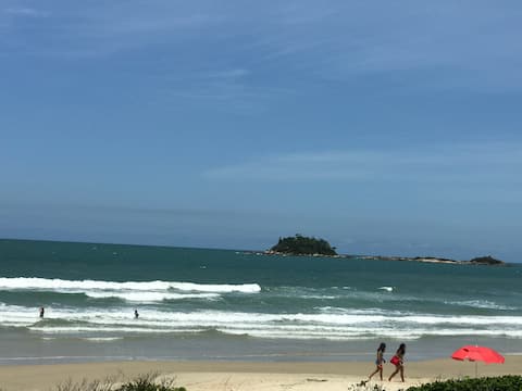 Successful Airbnb property: Apartment Praia de Palmas-Governador Celso Ramos in Governador Celso Ramos
