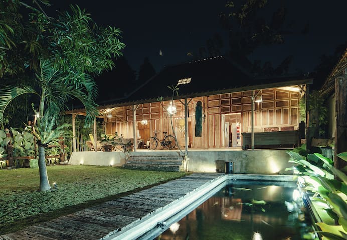 Authentic Javanese House in the Heart of the City