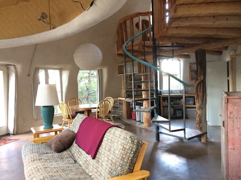 Successful Airbnb property: Delightful Dome | A Cozy Getaway in Southern Colorado Rural