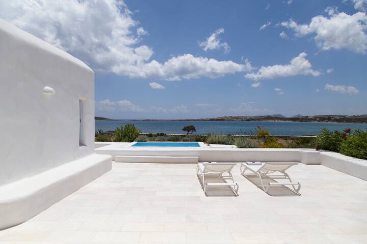 SAND Collection | 2 BDR Sea View Villa with Pool gallery image 3