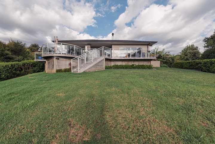 M&M's slice of rural paradise near Auckland.